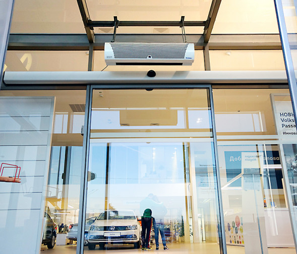 Водяная тепловая завеса Тепломаш КЭВ-20П2111W