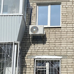 Установка кондиционера под окном